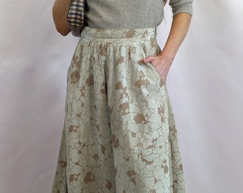 ZELDZAME Echte vintage midi skaterrok uit de jaren 90 van 100% suède leer in beige met bloemenprint, boho casual stijl, maat S/M