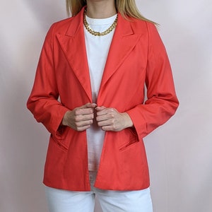 Vintage 1990er Escada von Margaretha Ley, 100 % Wolle, korallenrot, unverzichtbarer, klassischer, schlichter Blazer, Größe S und M
