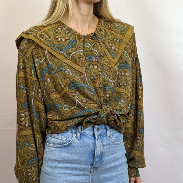 True vintage 1990s viscose oversize khaki olive green paisley boho blouse with double collar casual hippie indie size M/L