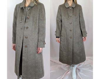 80s does 60s vintage Llama mohair and wool blend coat/ Winter Fall/ taupe/ round collar/ pockets/ warm/ cosy/ MOD/ classic size S/M