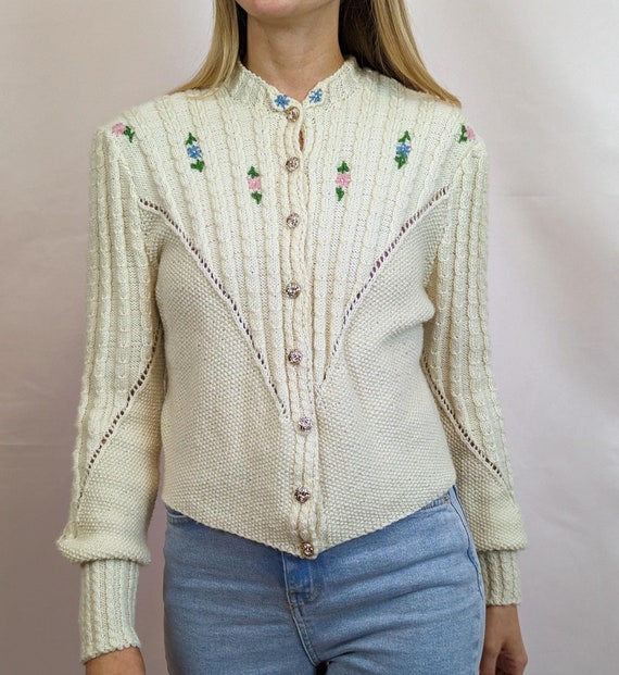 True Vintage 1980s Austrian Hand Knitted 100% Wool Cream Cardigan 