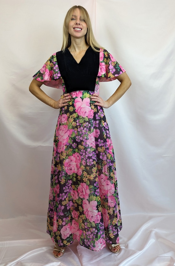 True vintage 1970s home sewn maxi hostess dress bu