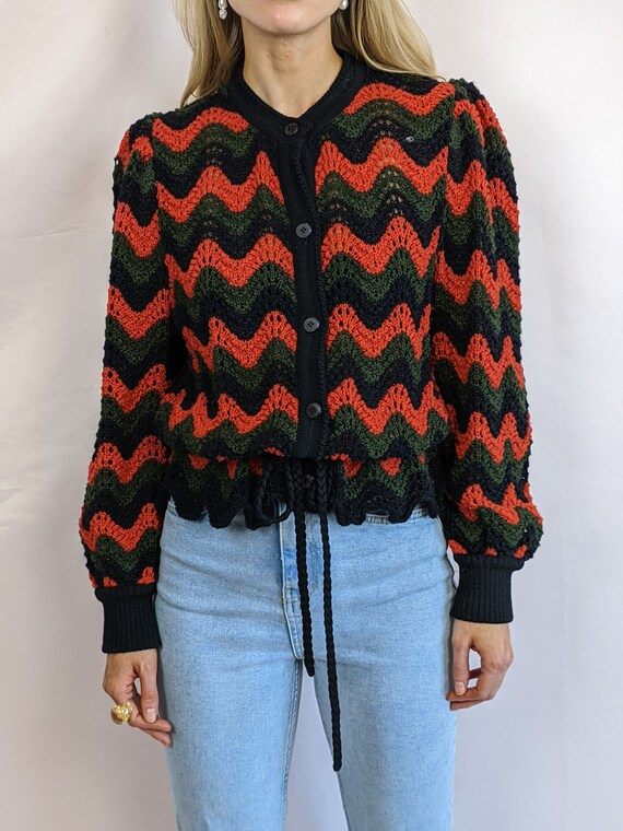 True vintage 1980s hand knitted zig zag green bla… - image 4
