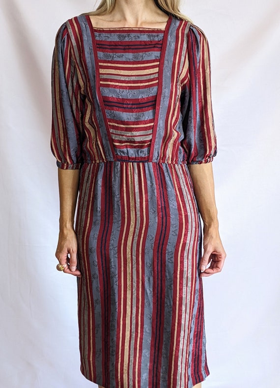 True vintage 1970s satin finish striped midi visc… - image 1