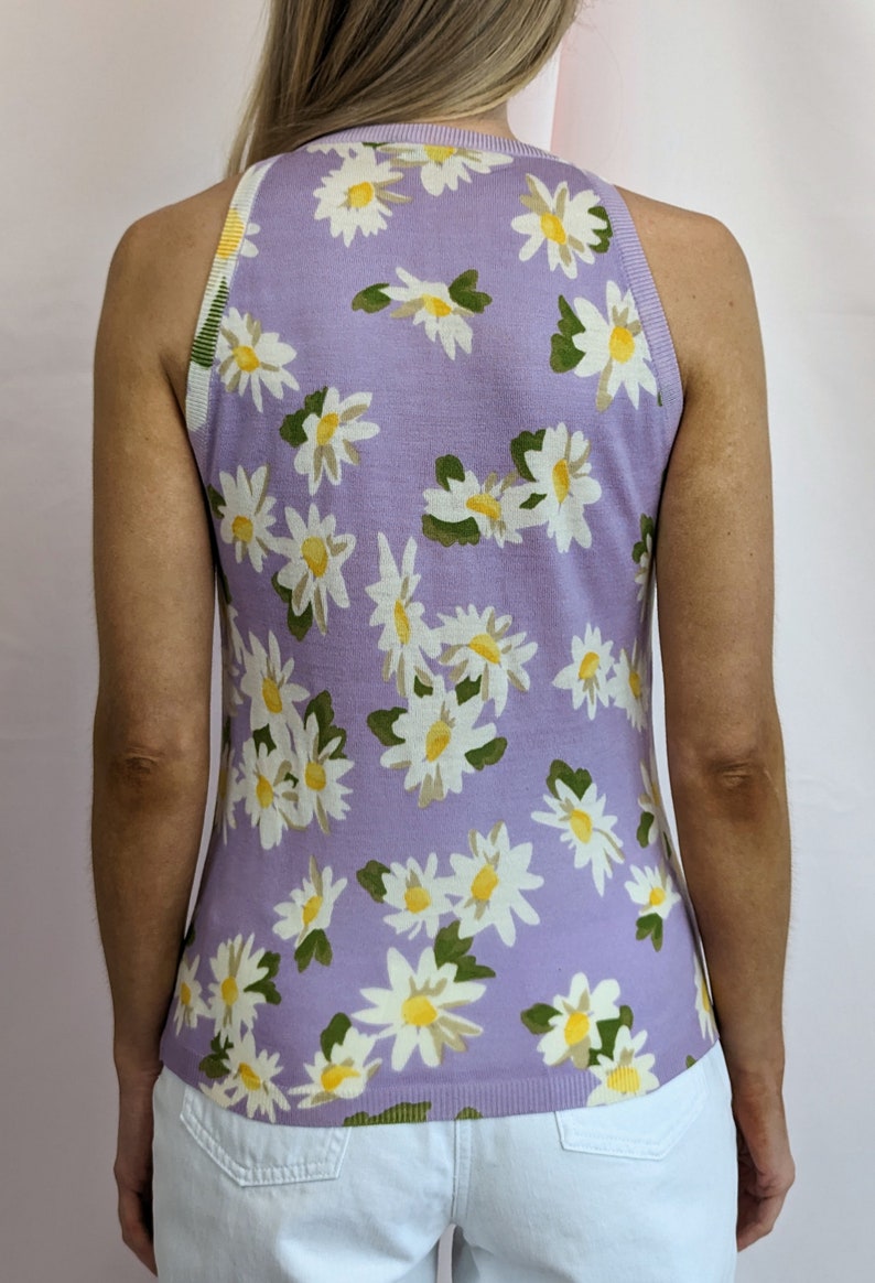 True vintage Y2K 2000s Moschino 100% wool lilac sleeveless top with floral daisy pattern quirky cute pastel chic size S/ XS image 10
