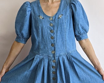 True vintage 1990s puff sleeve blue denim 100% cotton folk button up German dress size M/L