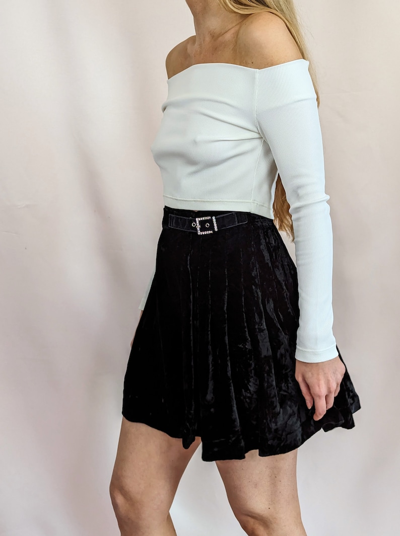 y2k 00s vintage Blumarine black velvet mini pleated skirt with diamante buckle/ high waist/ school girl/ glam/ chic/ rayon/ size S image 6