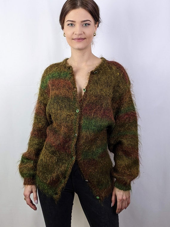 True Vintage Hand Knitted 1990s Mohair and Wool Striped Ombre Green and Brown Fuzzy Cosy Cardigan Size S/M - Etsy True Vintage Hand Knitted 1990s Mohair and Wool Striped Ombre Green and Brown Fuzzy Cosy Cardigan Size S/M - Etsy