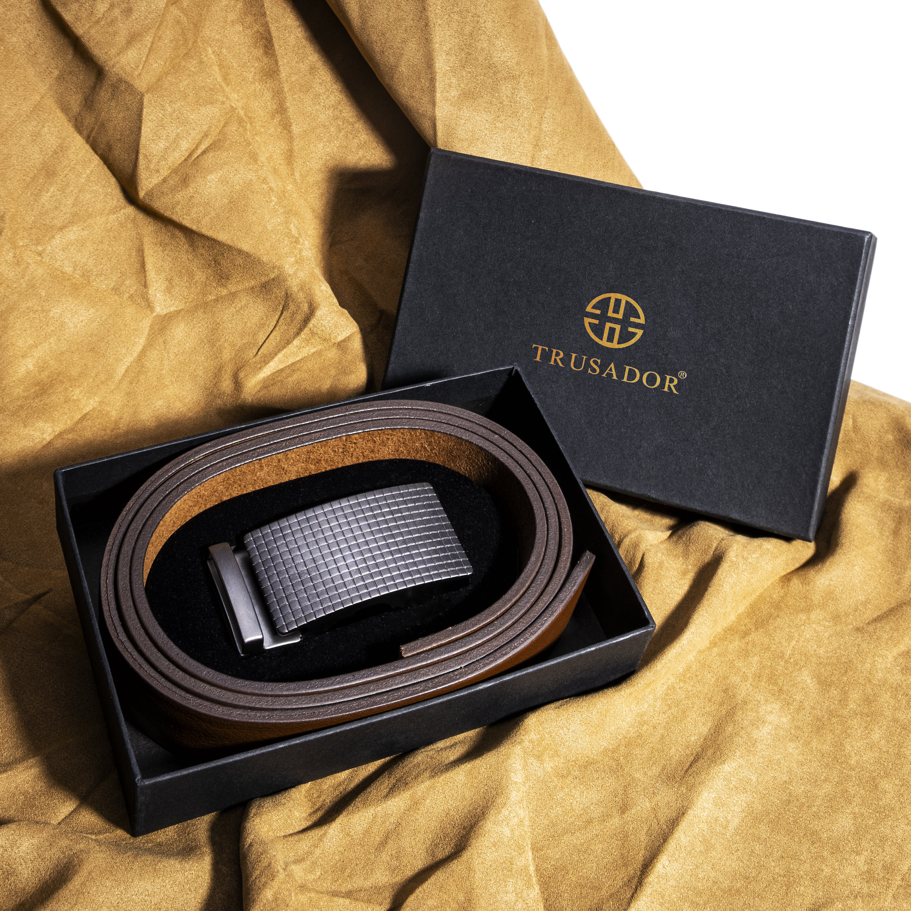 Mens belt top without holes