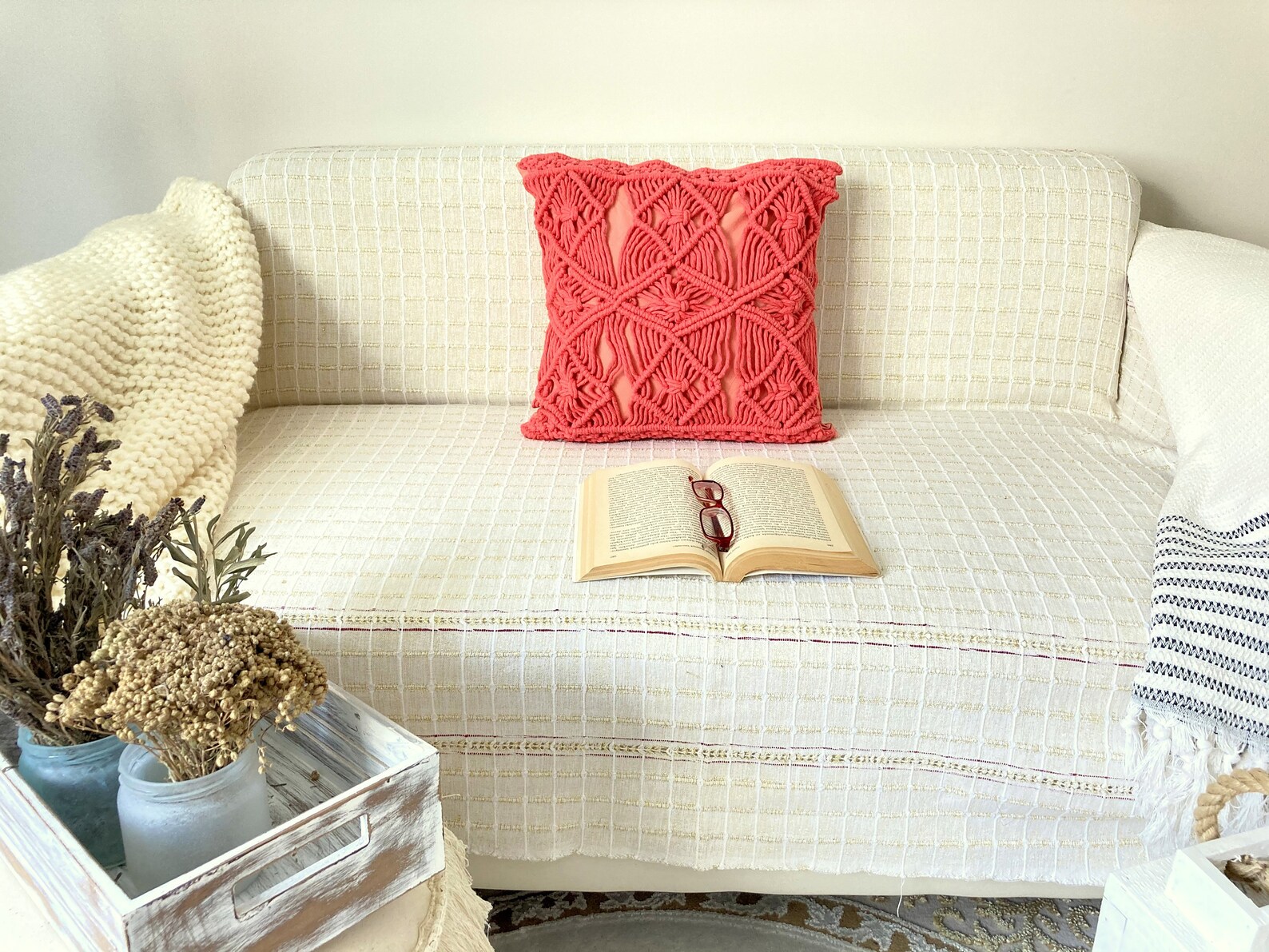 Pink floral hand knotted macrame pillow Etsy