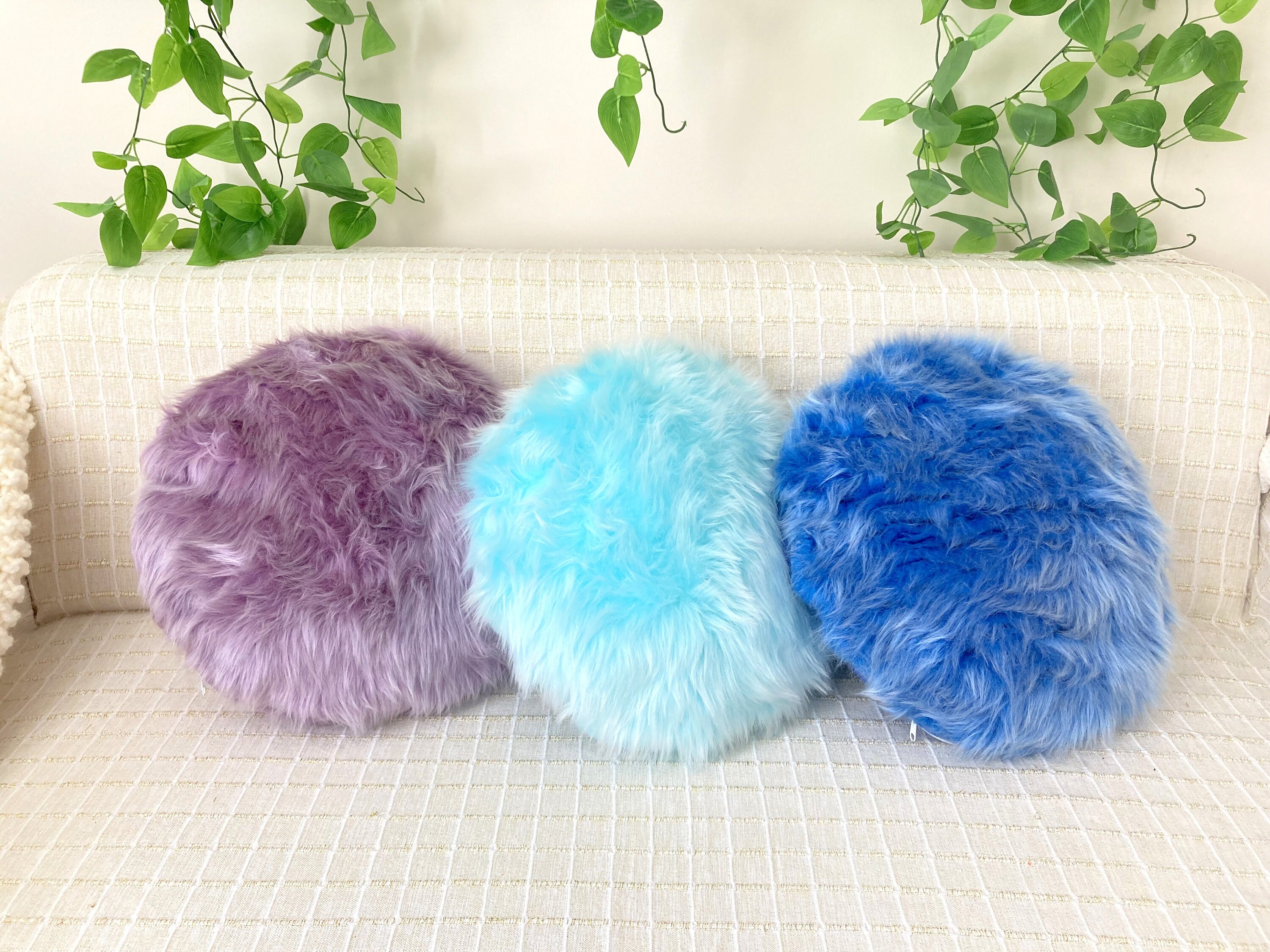 fuzzy round pillow