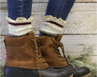 maroon boot socks