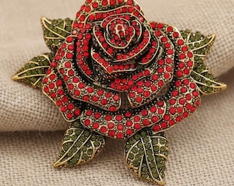 Broschnål med röd roskristall 7,5 cm, rubinfärgad strass, vintageblommor, kavajnål i antik guld, rockmärke med redaktionellt uttalande