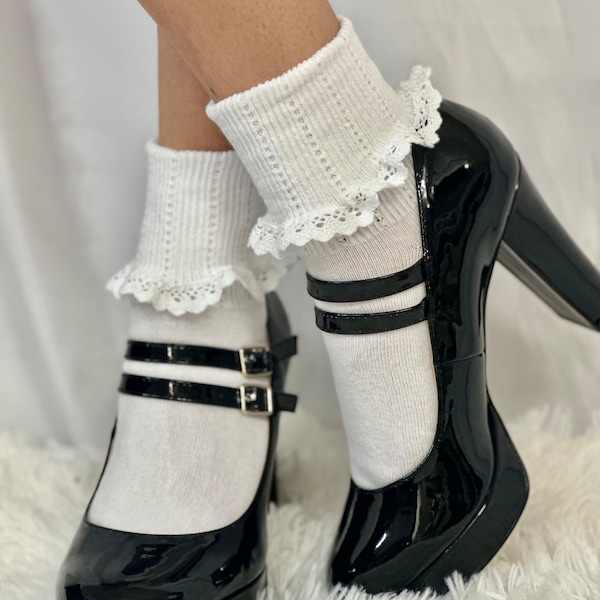 PROMOTIONAL quality USA  made lace cuff ankle socks  white  cute bobby socks, cuff socks women, lacy hosiery, fashion socks ladies