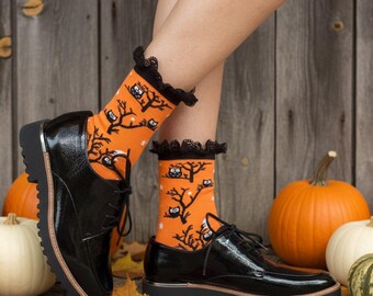 Halloween Owl Lace Socks, Spooky Cute Ankle Crew Socks for Women, Whimsical Holiday Novelty Print Cuffs, Festive Seasonal Gift for Her