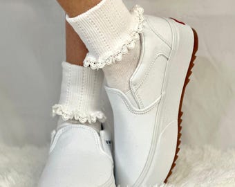 HEART  lace cuff socks  white, ladies  lace cuff ankle socks  white   bobby socks, cuff socks women,  hosiery, Valentine&#39;s Day gift sock.