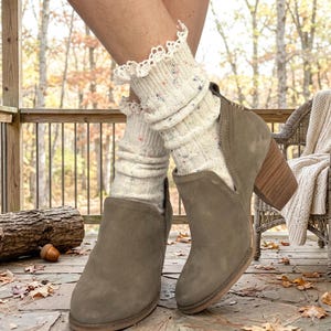 Confetti Lace Slouch Socks, Speckled Tweed Bootie Socks for Women, Chunky Knit Ankle Boot Cuffs, Cozy Autumn Goblincore Cabin Gift 1pr