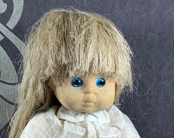 Very beautiful, unique, handmade vintage Michelangeli doll with wooden face and blue glass eyes - in good condition - DVSPOP