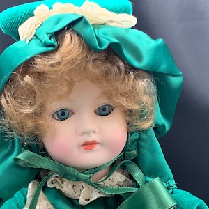 Handmade porcelain doll by Valencian sculptor Ramón Inglés, - full porcelain body - mint condition - DVSPOP