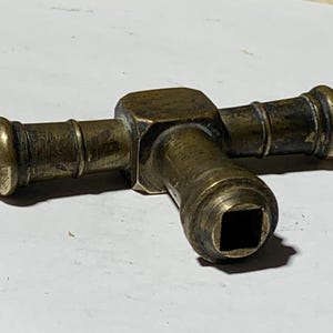 Old copper T-door knob – 9 cm brass rotary knob – vintage door or cabinet hardware – 146 grams – (no. 11)