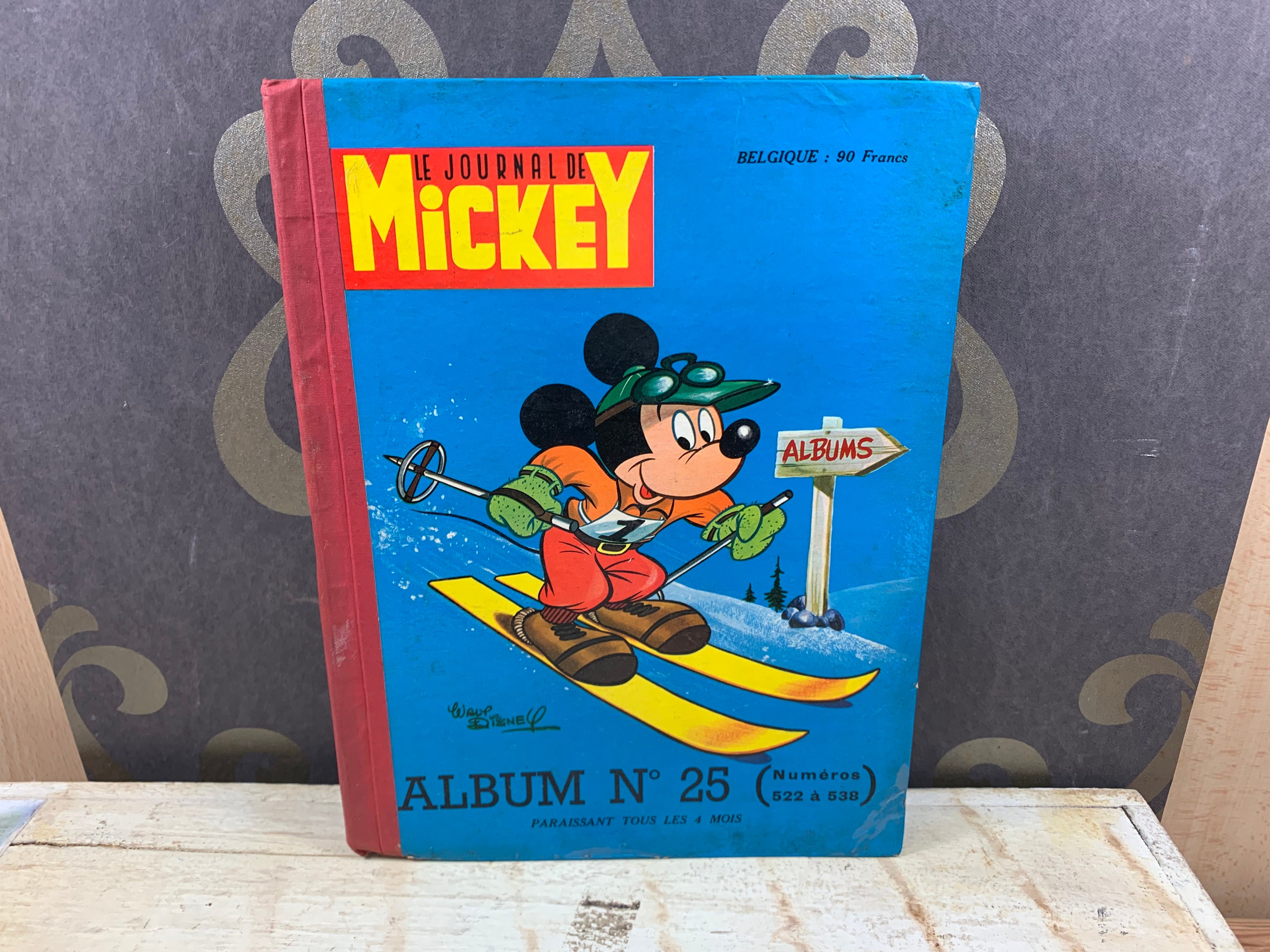 LE JOURNAL DE MICKEY ディズニー Disny ミッキー Disney - ミッキーマガジン Mickey magazineの通販 by Kiki