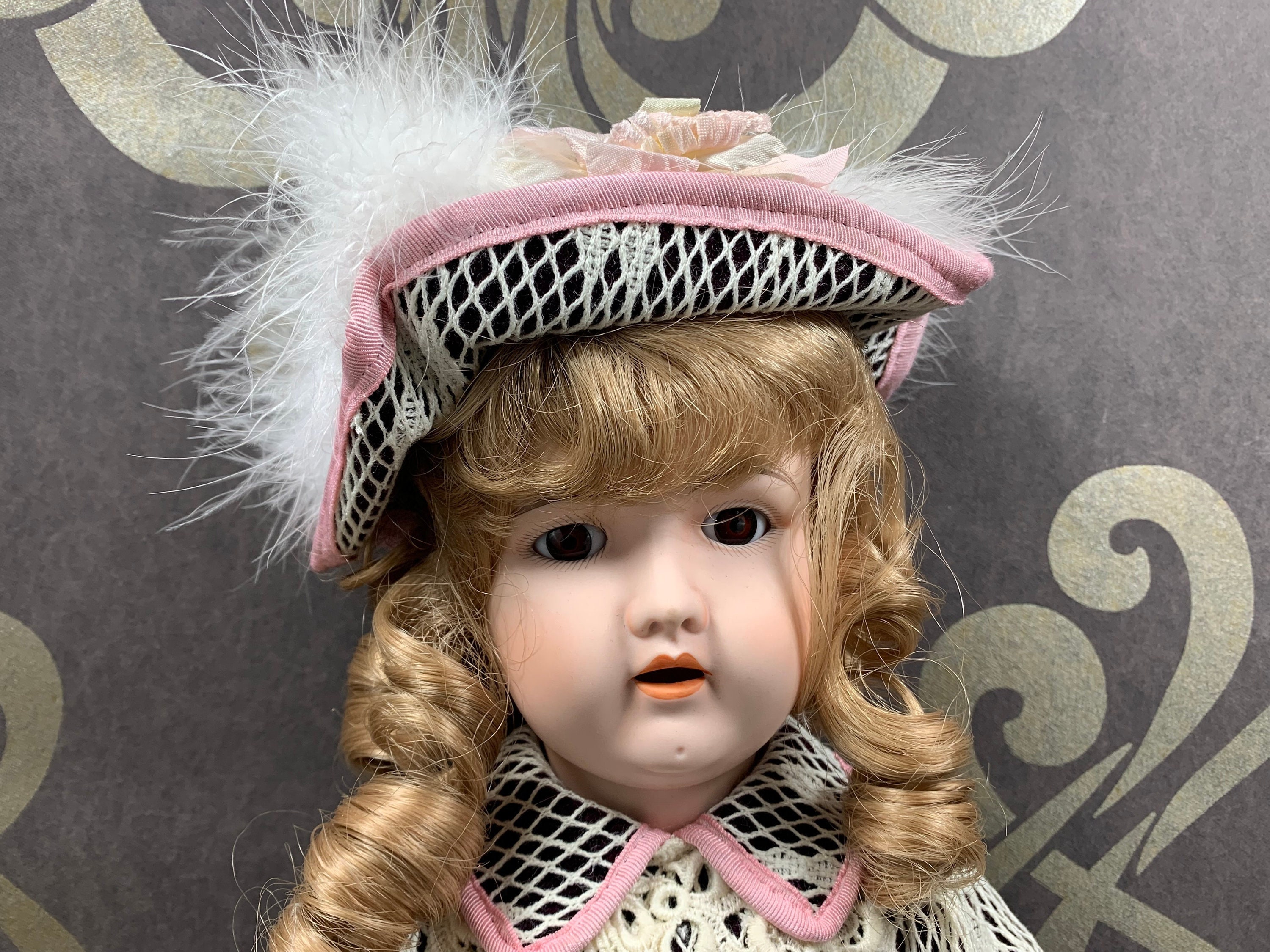 Rare Large kimpuppe With Certificate Never Been Out of the Box Excellent Condition Made in W