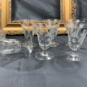 Set of 6 crystal aperitif glasses with retro motif made of French crystal - MINT - DVSKRIS