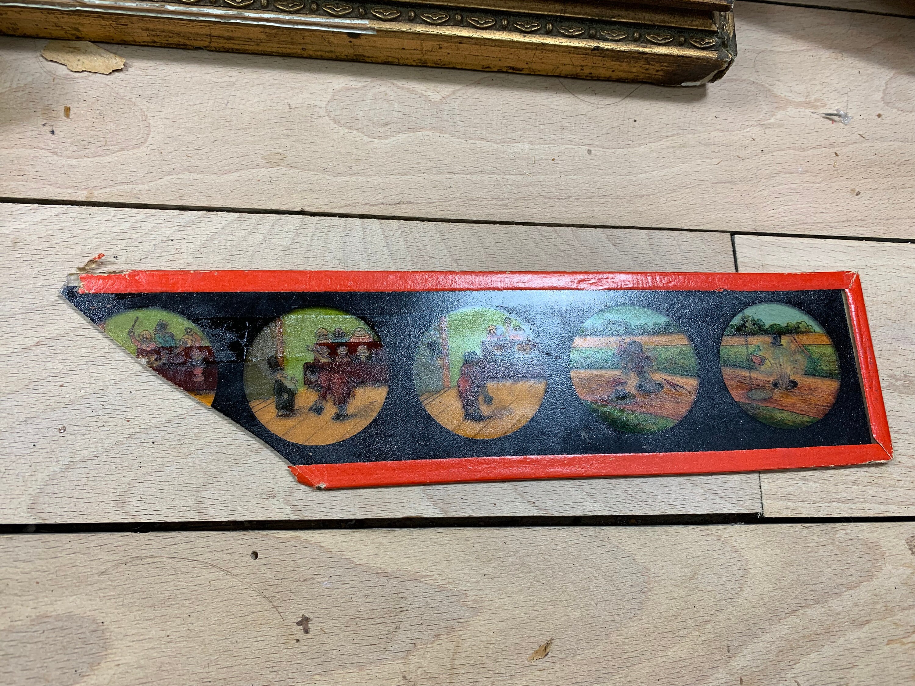 Lot de 12 Plaques pour lanterne magique, avec boite d'origine. Format 6x 20 cm