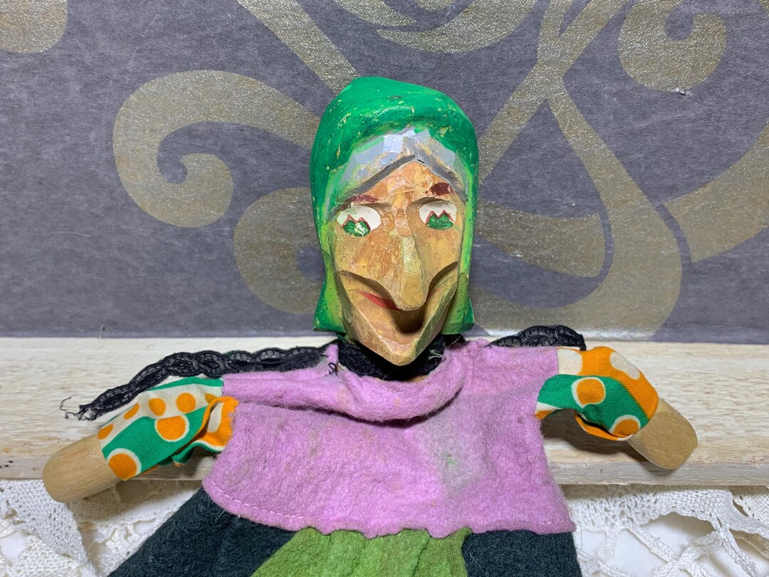 Vintage Wooden Hand Puppet – Hand-carved Head – Felt Clothing ...
