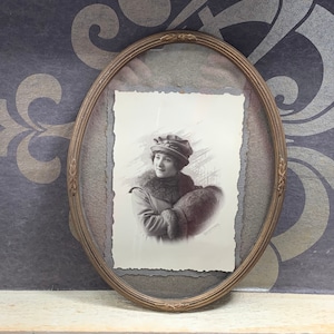 Antique romantic photo frame - photo frame to hang - with signed photo