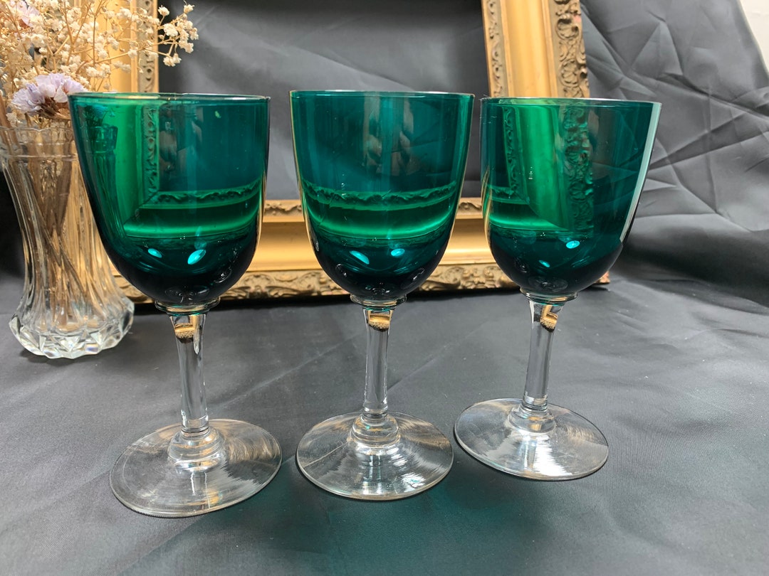 Set of 3 Beautiful Green Aperitif Glasses on Foot Vintage Etsy
