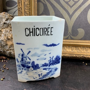 Beautiful antique porcelain pot Chicorée - brocante - for a country kitchen