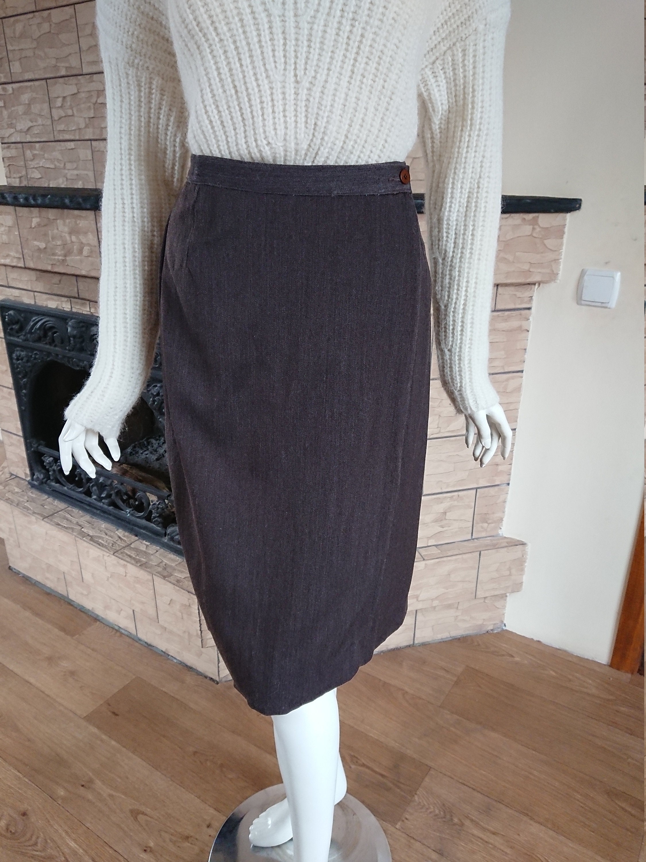 Mani Giorgio Armani Vintage Woolen Wrap Skirt Brown Size IT Mani Giorgio Armani Vintage Woolen Wrap Skirt Brown Size IT