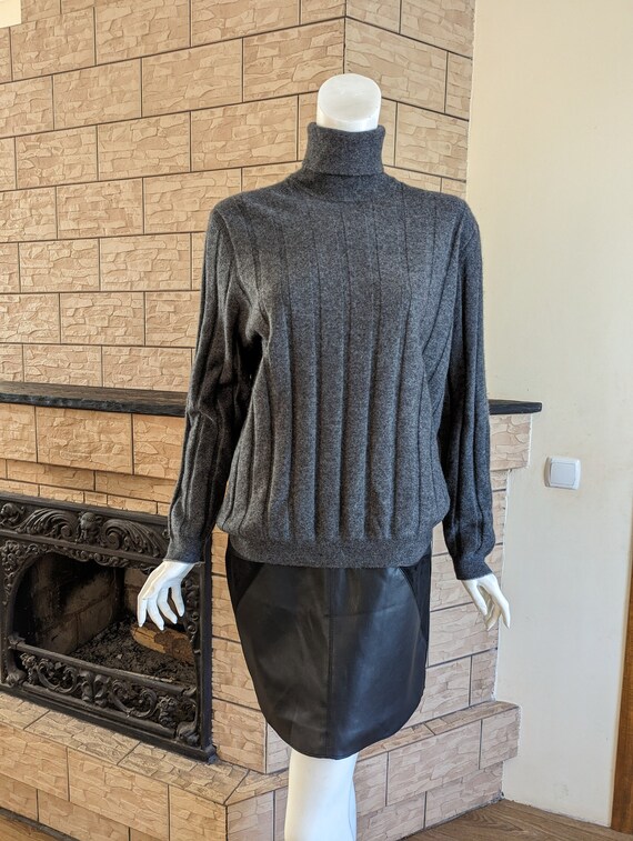 Brunello Cucinelli Womens grey Sweater 100% Cashm… - image 1