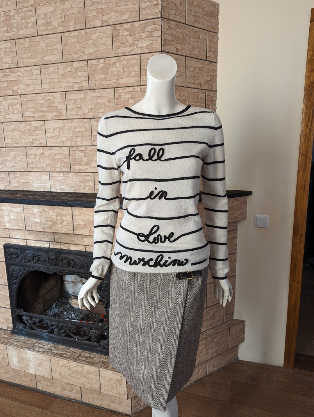 Pull moschino femme sale