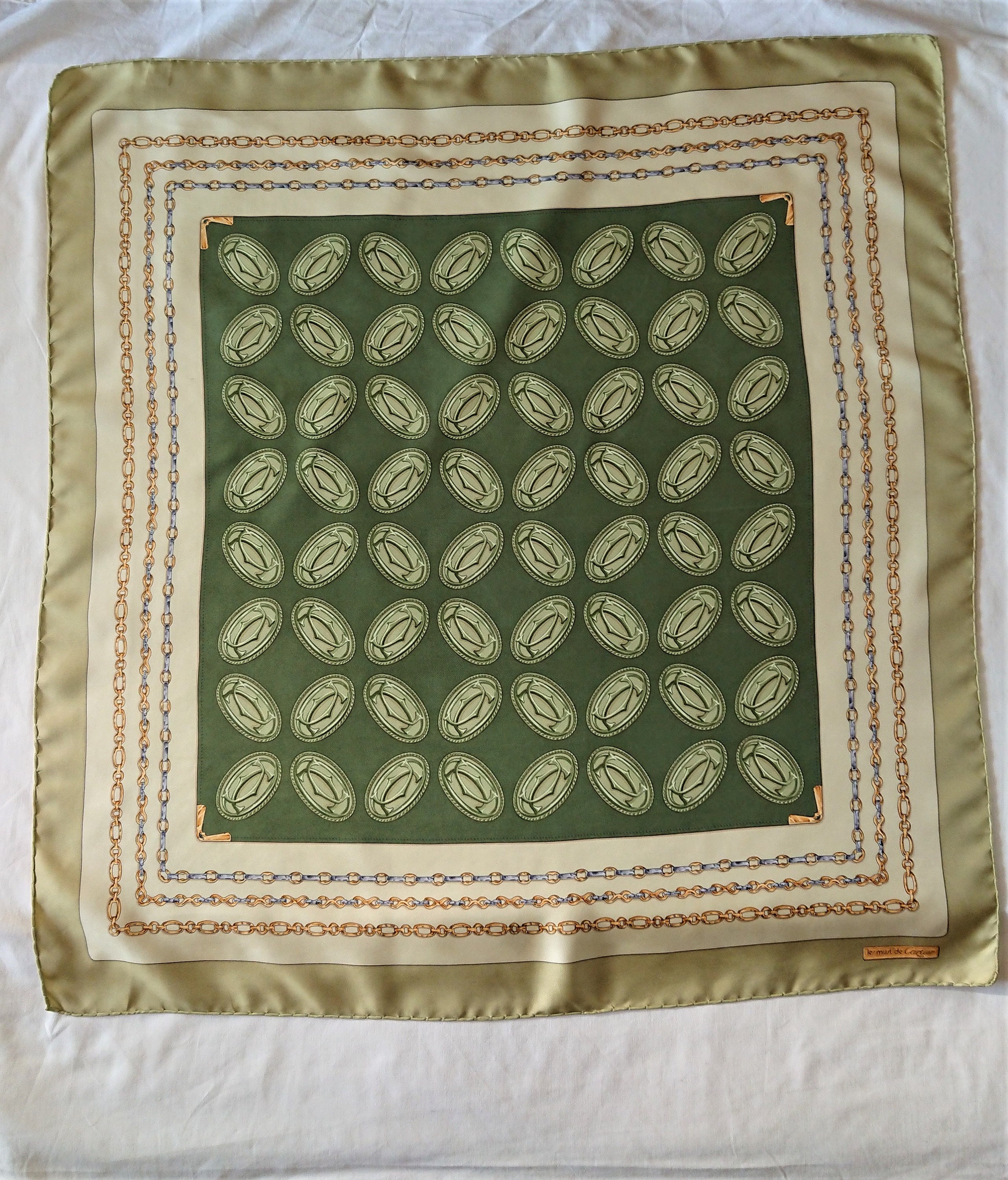 Must cartier scarf - Etsy 日本