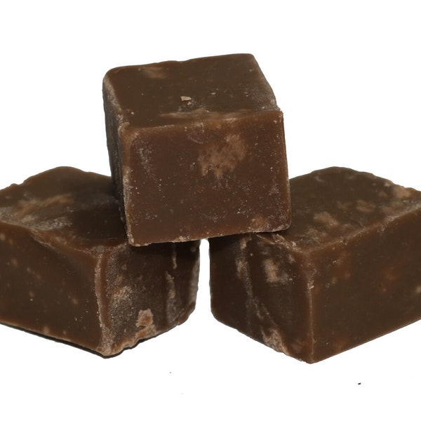 Jack Daniels Whisky Luxury Fudge, too yummy to resist! Perfect present or treat for yourself! Comes individually bagged!