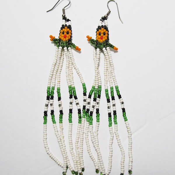 Handmade Vintage 1970s Native Style Baby Doll Seed Bead 5" Long Dangle earrings Wisconsin Dells