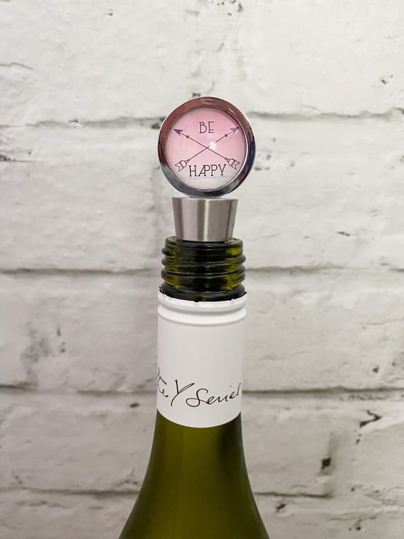 Be Happy Pink Wine Bottle Stopper, Gift for Wine Enthusiast, Boss Babe Gift for Woman Who Has Everything