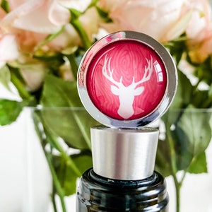 Deer Mount Wine Bottle Stopper, Wine Enthusiast Gift, Pink and White Stag Bottle Stopper, Buck Deer Gift for Hunter