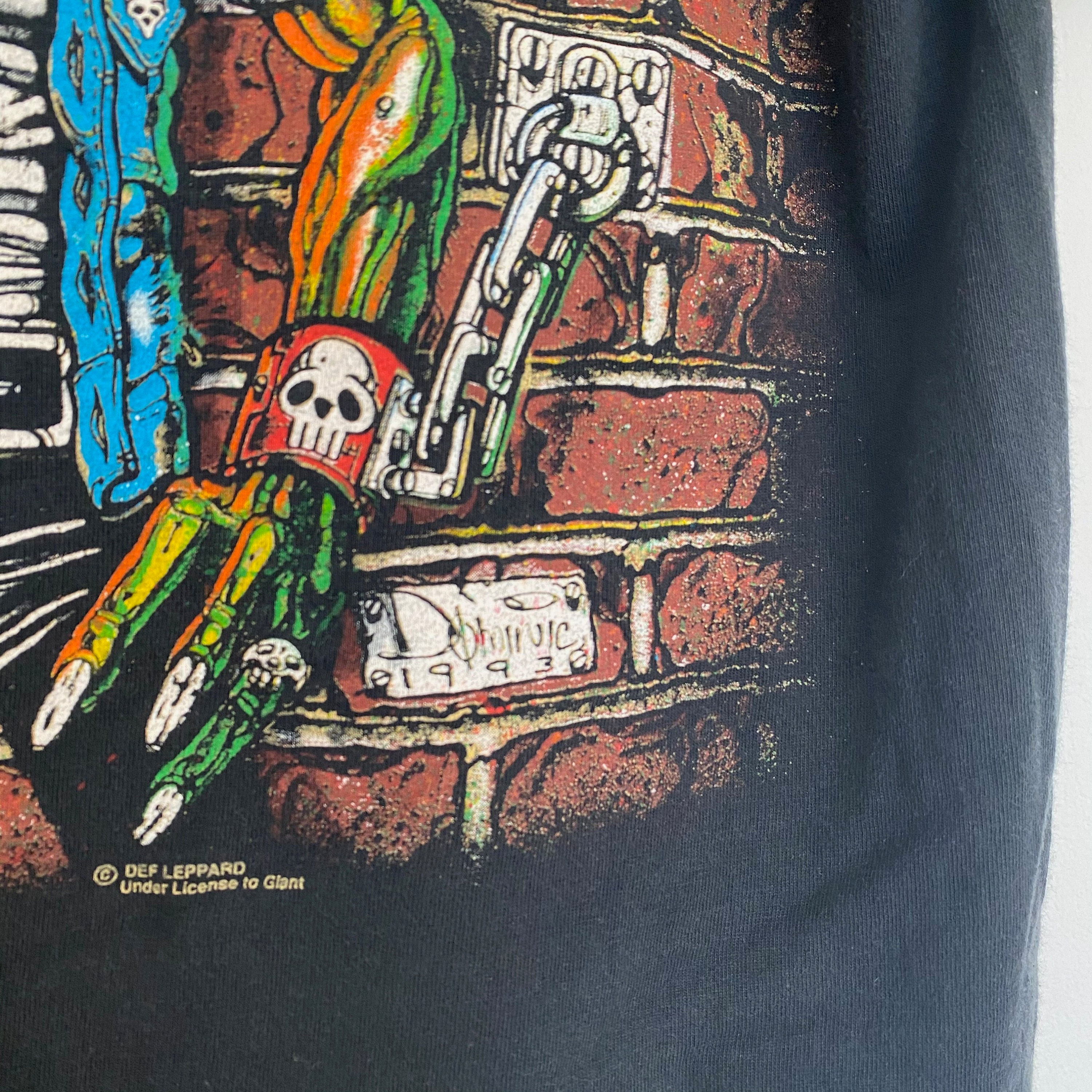RARE Vintage 90s Def Leppard 1993 Tour Giant Single Stitch T RARE Vintage 90s Def Leppard 1993 Tour Giant Single Stitch T