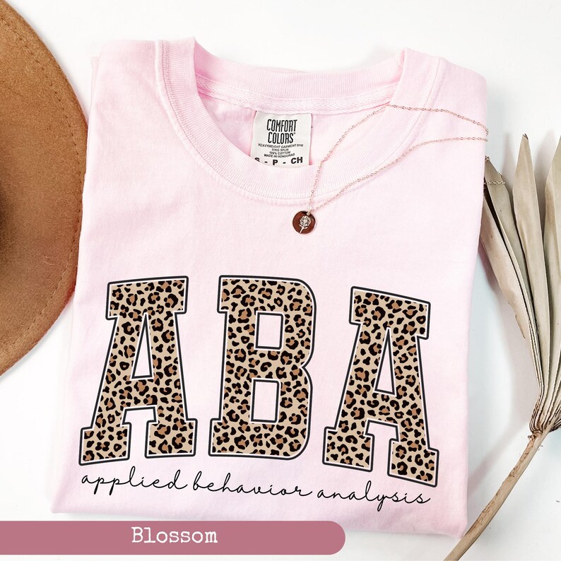 Comfort Colors®, Leopard ABA Therapy, Applied Behavior Analyst Shirt, ABA Therapist Shirt, ABA Teacher Shirt, Teacher Shirt, bild 8