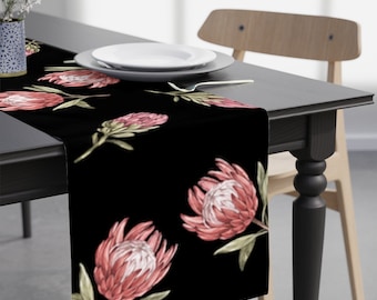 South African Protea Table Runner, Tropical Floral Dining Table Linens, Elegant Boho Home Decor, King and Queen Protea, Black Protea Runner