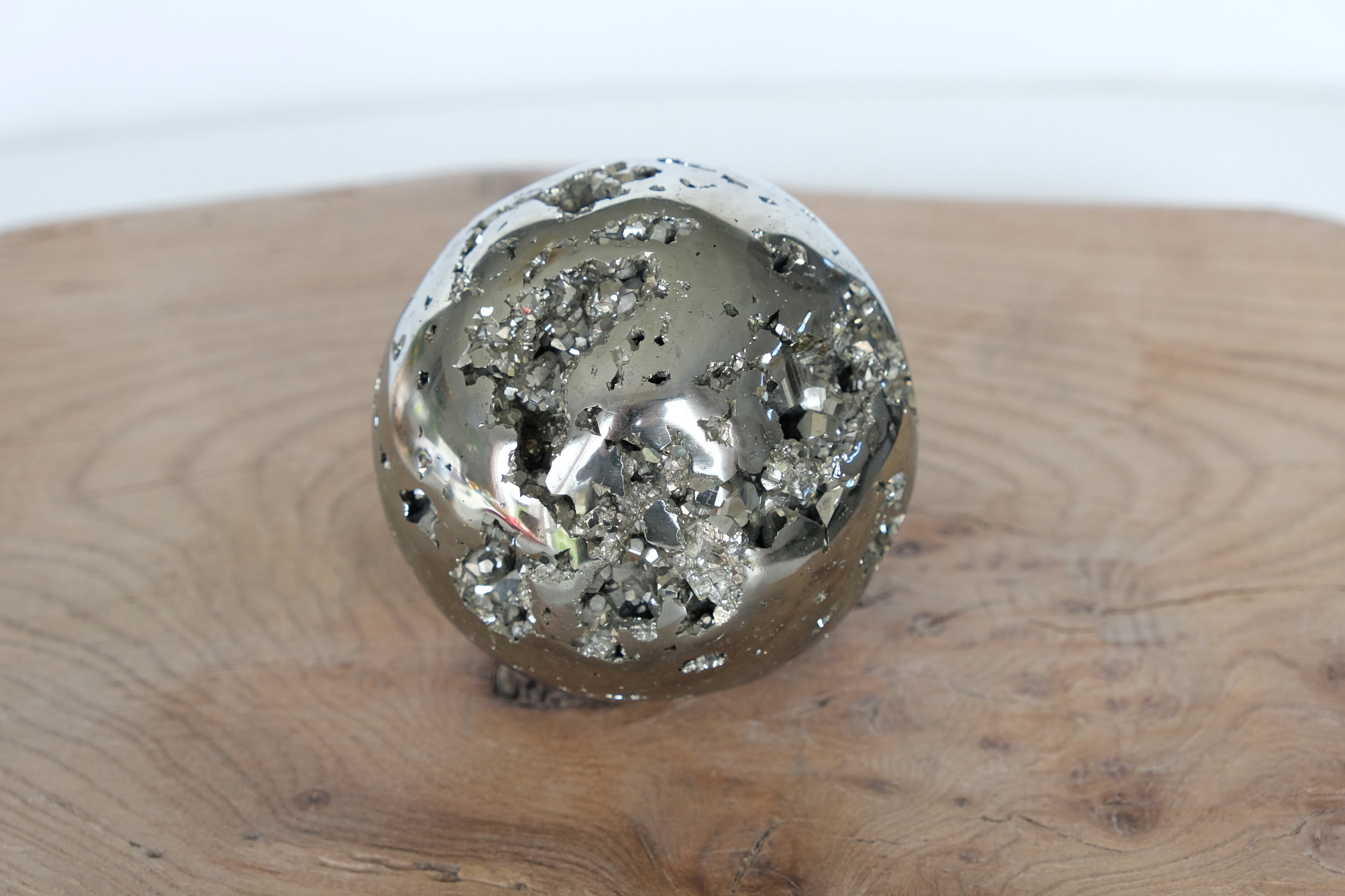 Sphere en Pyrite , Poids 0, 860 Kg