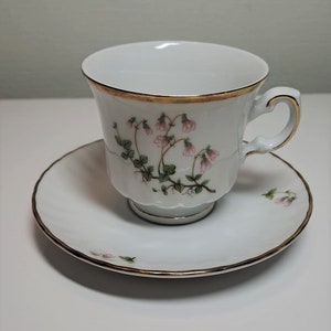 Cup and saucer “Linnea borealis” (&quot;Twinflower&quot;), porcelain espresso mocha duo with fold trim, from Svaneholm 1530, Sweden