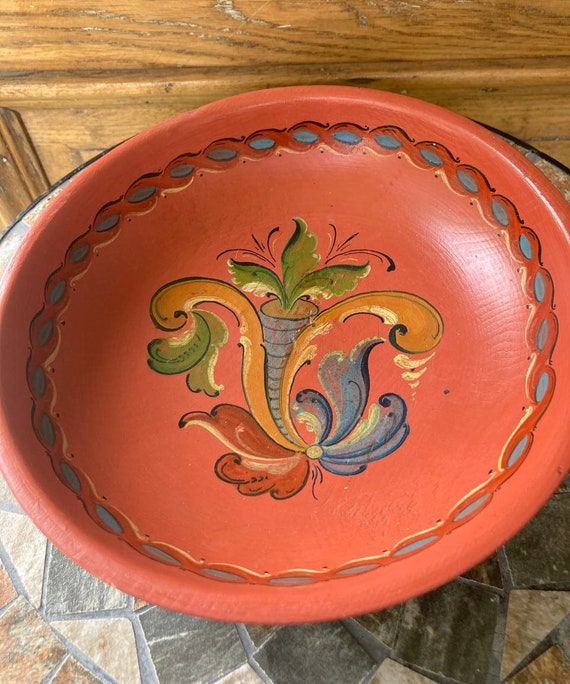 ノルウェー製のヴィンテージ木製ローズマリング手描き装飾ボウル