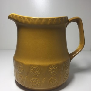 Rare cruche ducale Mid-Century - Pichet en céramique orange - Fabriqué en Angleterre - Ligne Concorde, vaisselle de collection