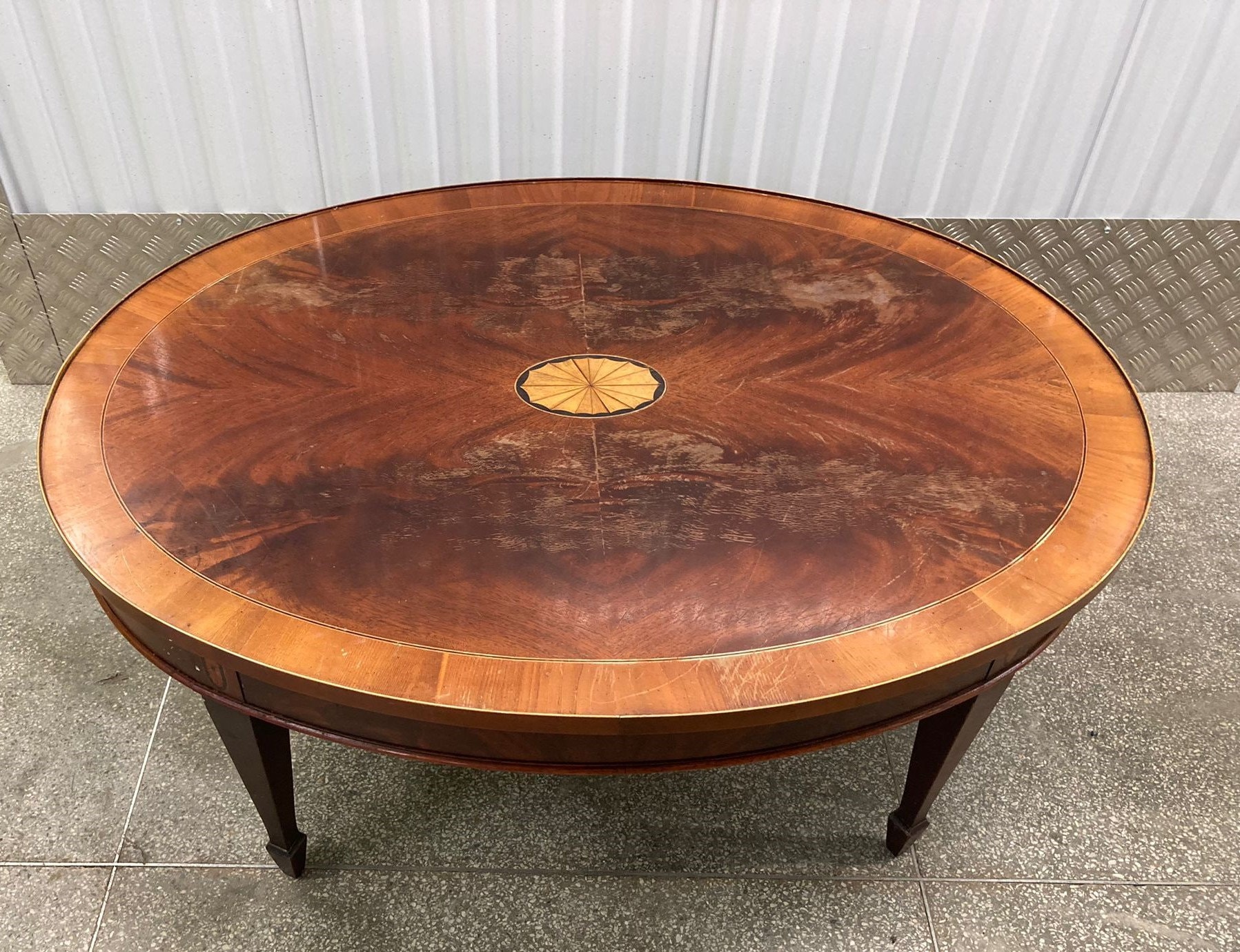 Hekman Copley Place Federal style Mahogony and Satinwood Inlay