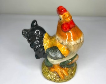 Vintage Ceramic Rooster Figurine 7'' – Hand-Painted Farmhouse Decor
