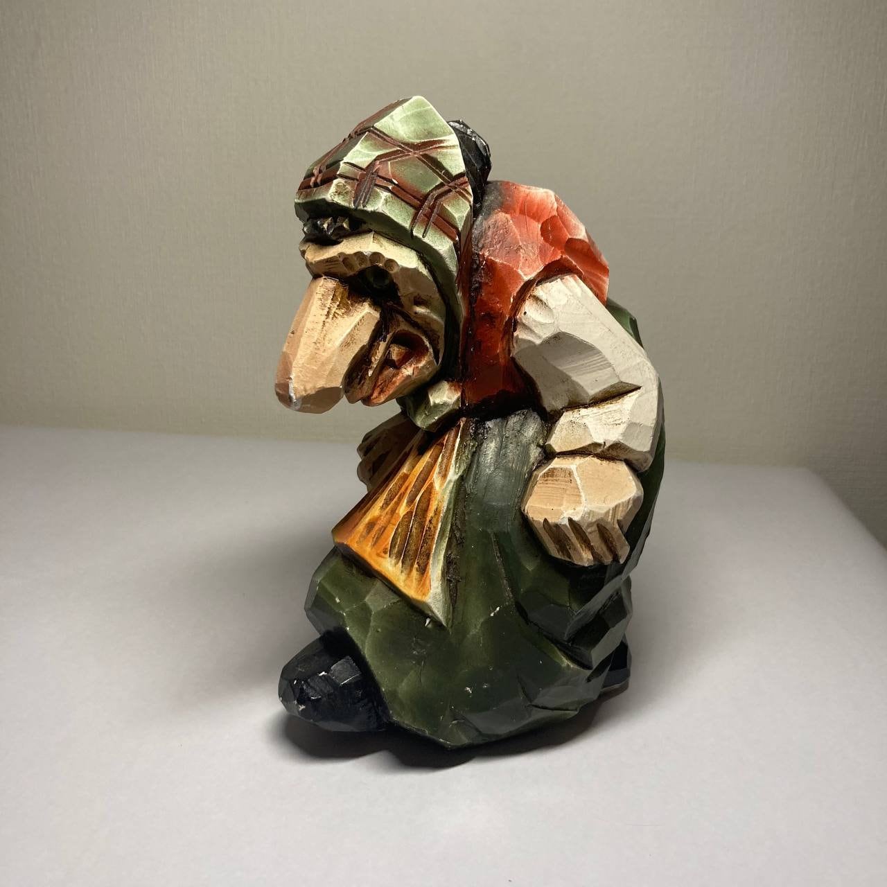 Angry troll woman figurine from long nose, made in Norway by Figur Kunst Hauketo, 7" (18 cm)
